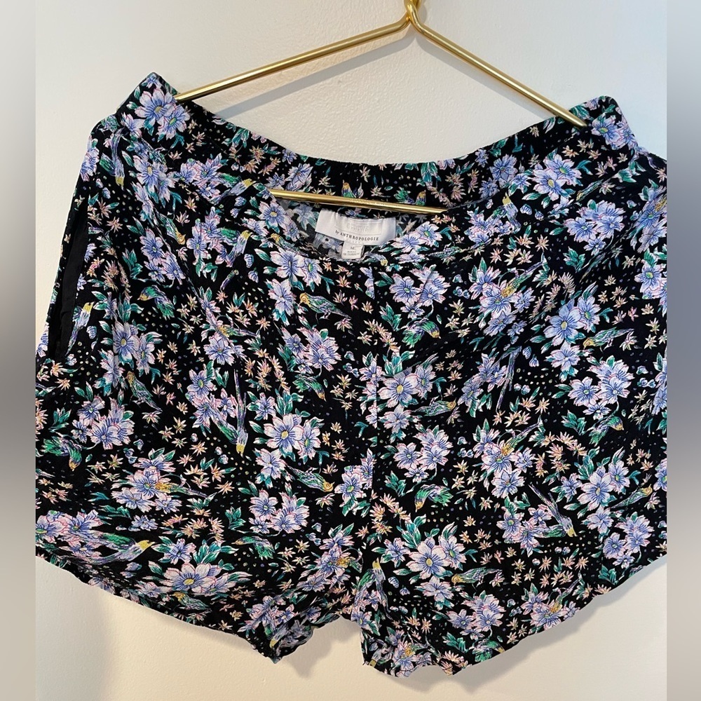 Anthropologie flowy flowery‎ shorts - Picture 3 of 4